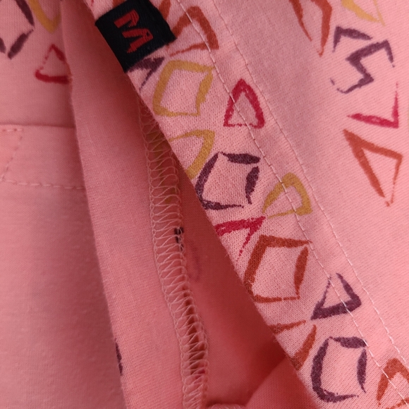 Mahi Mahi Salmon Geo Tee - Picture 4 of 7